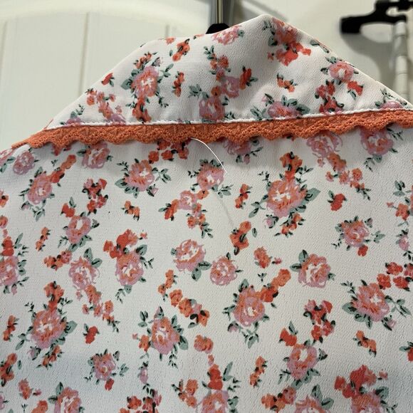 Ivy City Co Pink Floral Cottage Coquette Button Up Puff Sleeve Top Womens Size L - Picture 9 of 10
